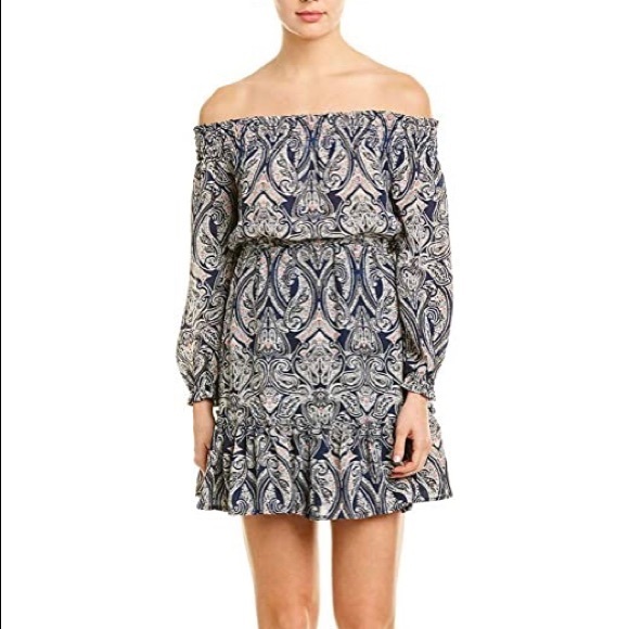 CUPCAKES AND CASHMERE......off the shoulder dress - Picture 2 of 10